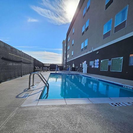 La Quinta Inn & Suites By Wyndham - Red Oak Tx Ih-35E Exterior foto